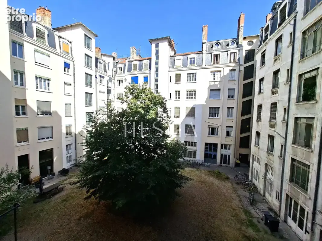 Vente T8 - Préfecture - 243 m² avec possibilité de division - photo 14