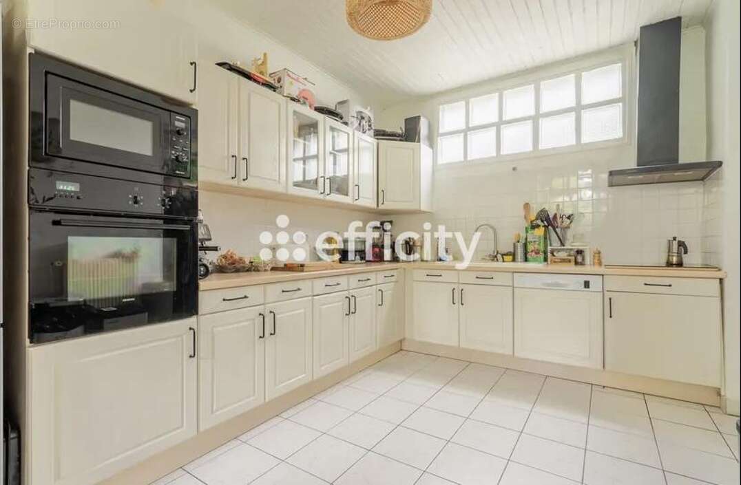 Maison à NEUILLY-PLAISANCE