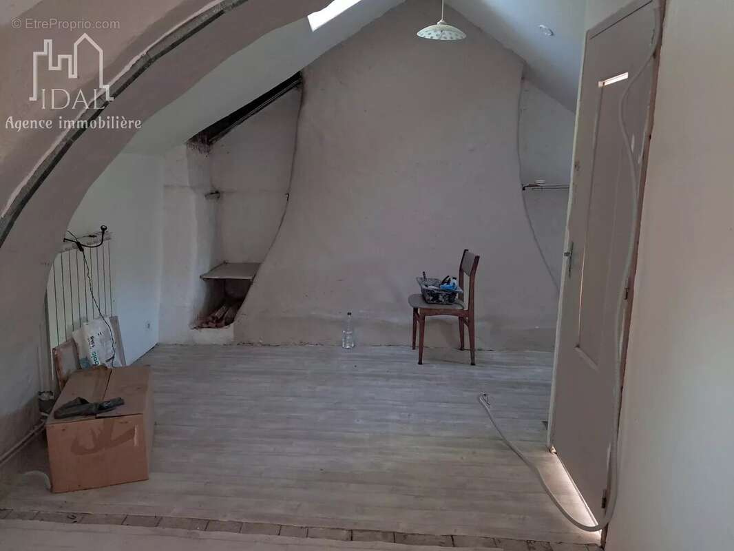 Maison à LA CANOURGUE