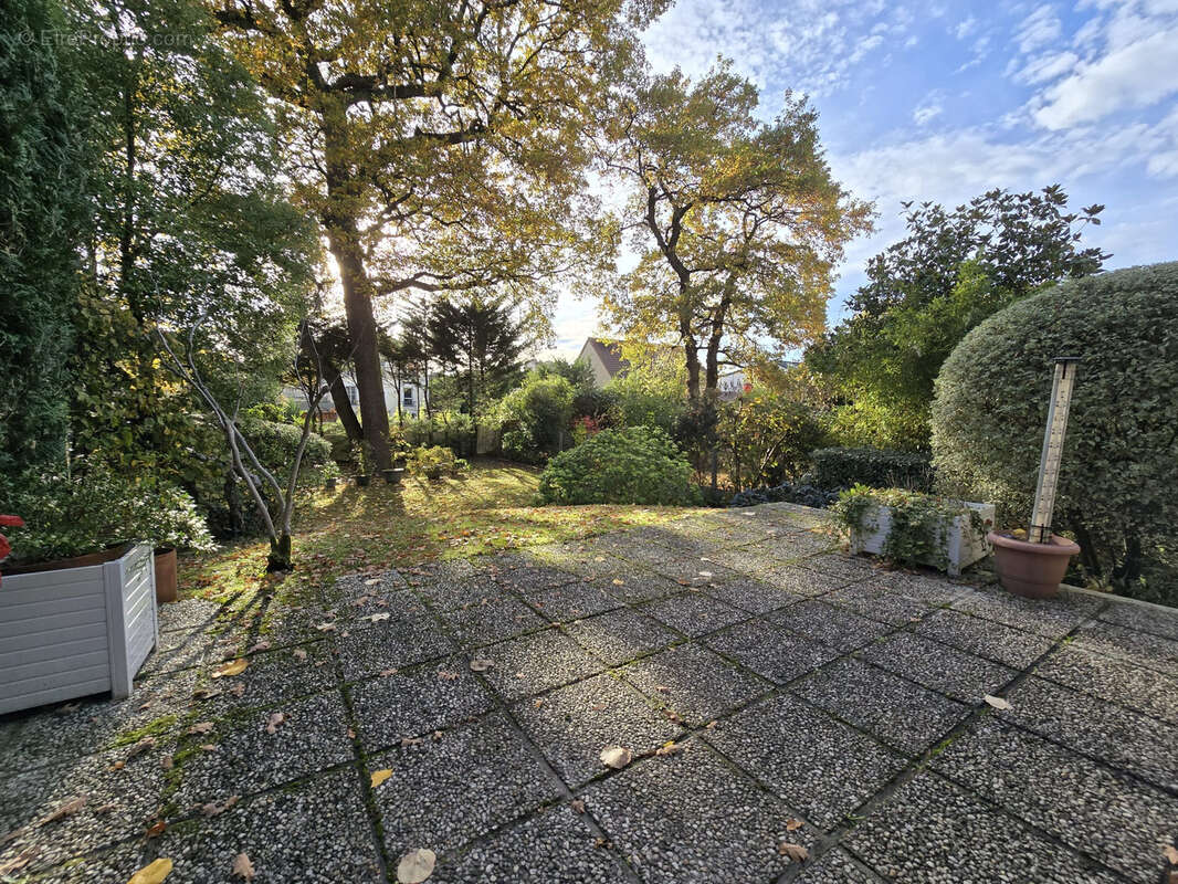 Maison à LES PAVILLONS-SOUS-BOIS