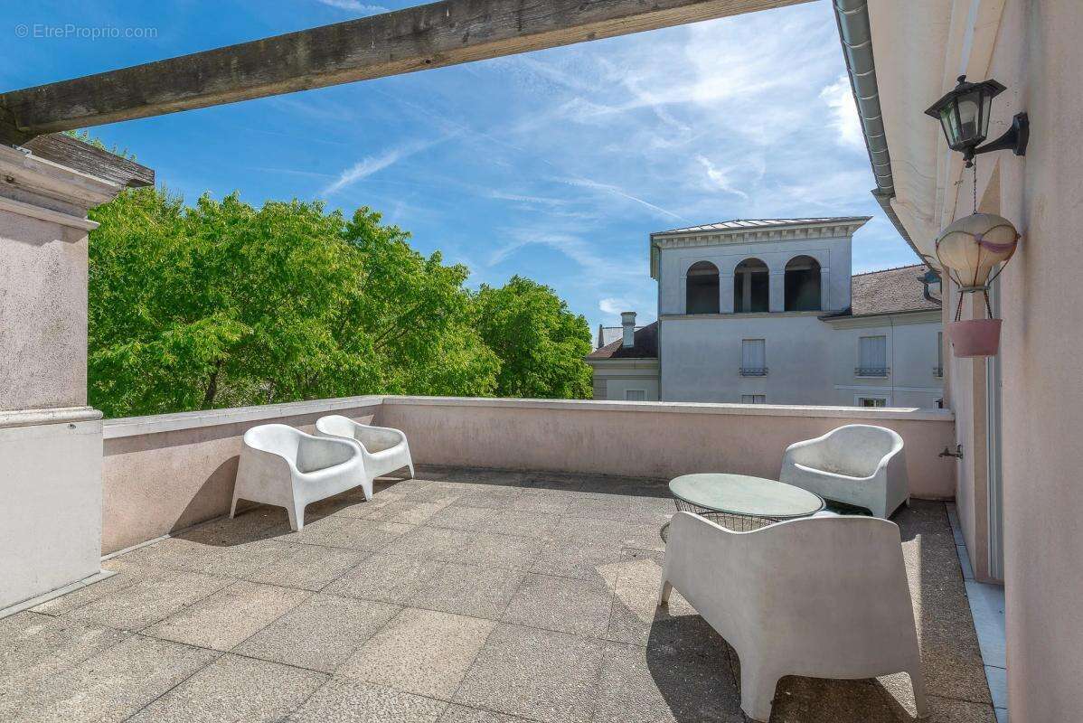 Appartement à SERRIS