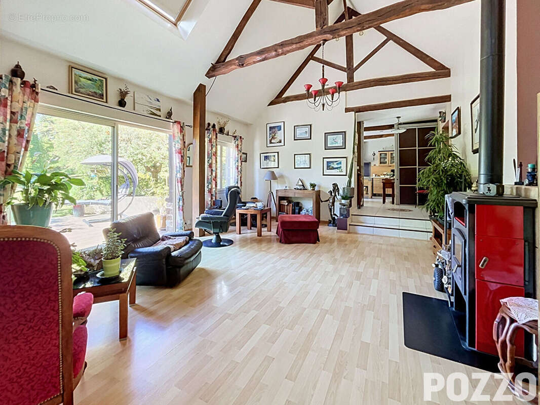 A VENDRE : Propriété d'exception - Longère normande de charme sur 5 hectares avec étang et dépendance - photo 5
