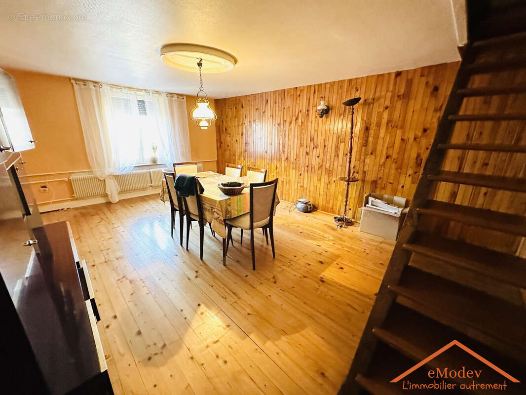 Maison à CHENIMENIL