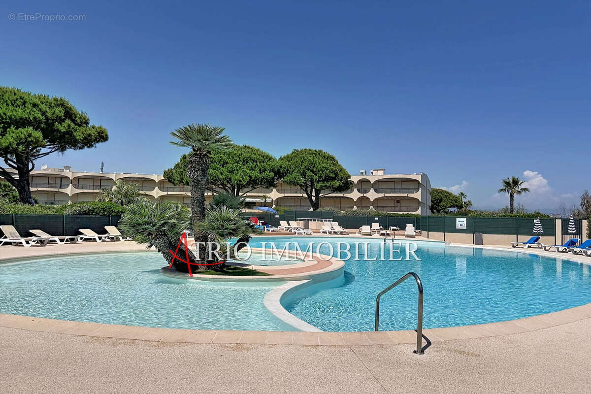Appartement à VILLENEUVE-LOUBET