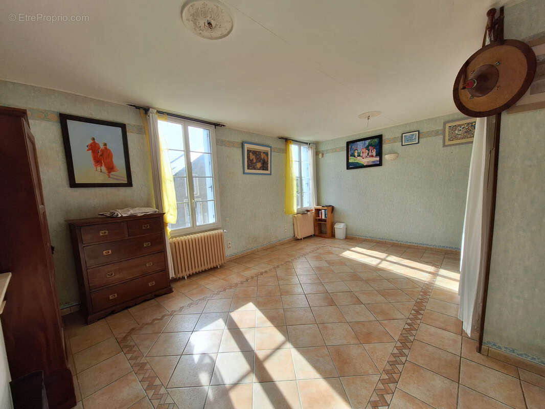 Maison à FONTEVRAUD-L&#039;ABBAYE