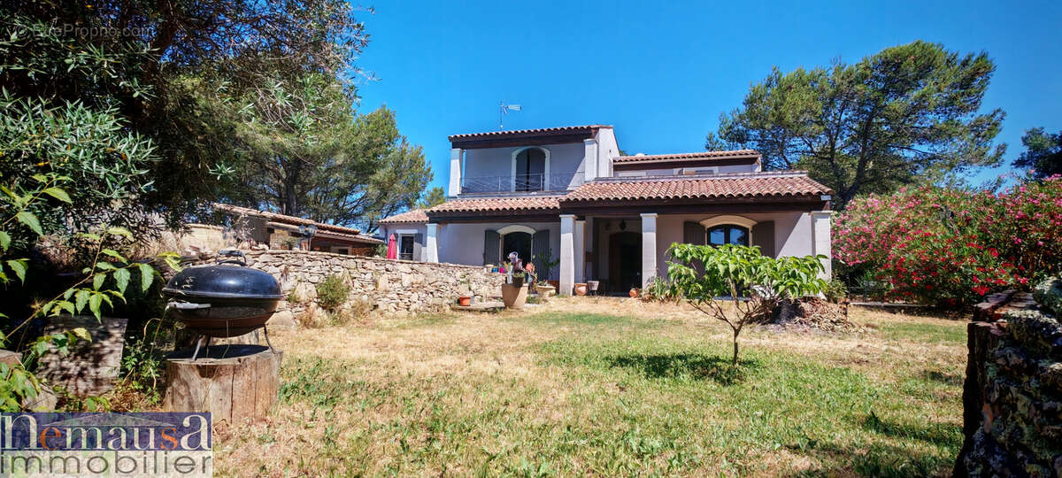 Maison à NIMES