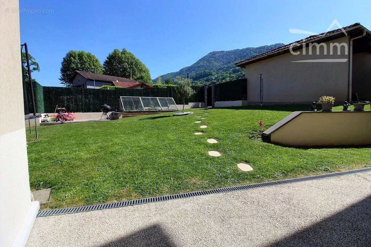 Appartement à TENCIN