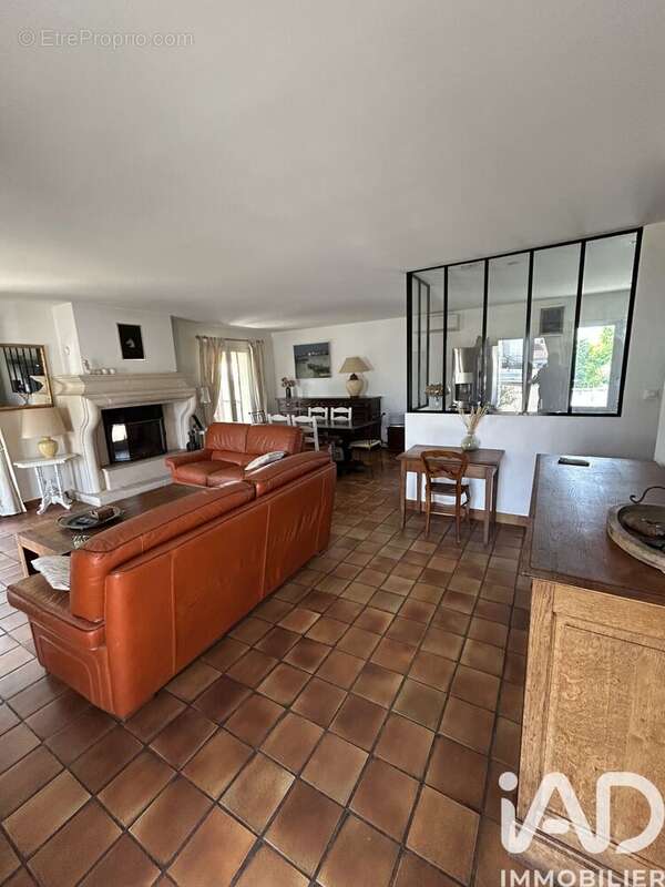 Photo 3 - Maison à BASSENS