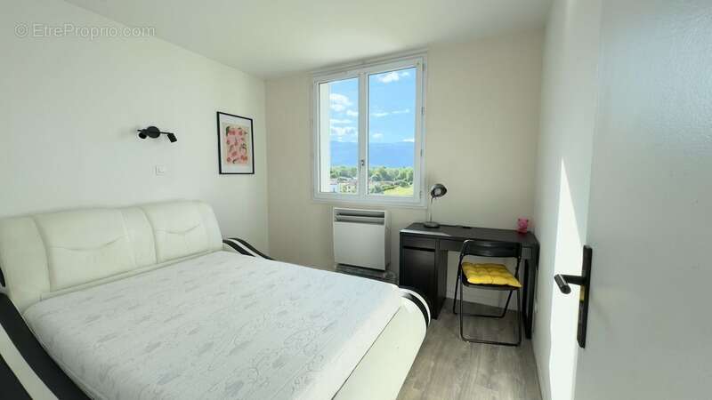 Appartement à SAINT-MARTIN-D'HERES