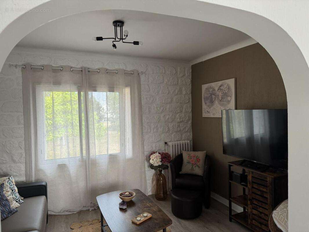 Maison 99 m² à Grand-Fougeray  - photo 6