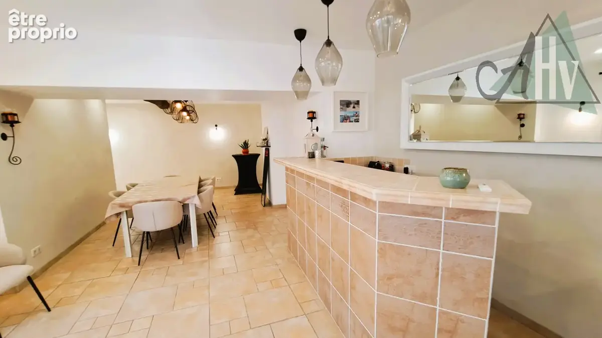 PONT SUR YONNE (89) - Belle maison de charme avec 3 chambres, piscine chauffée et grange - photo 9