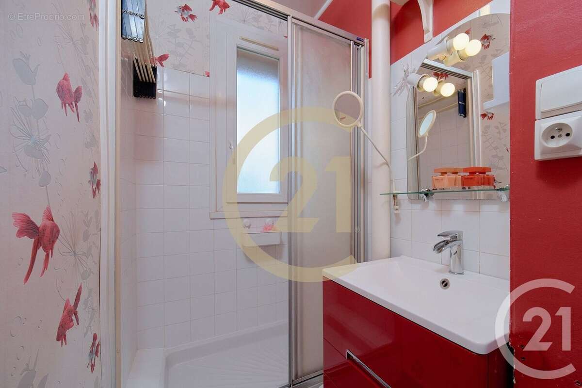 Appartement à LYON-8E