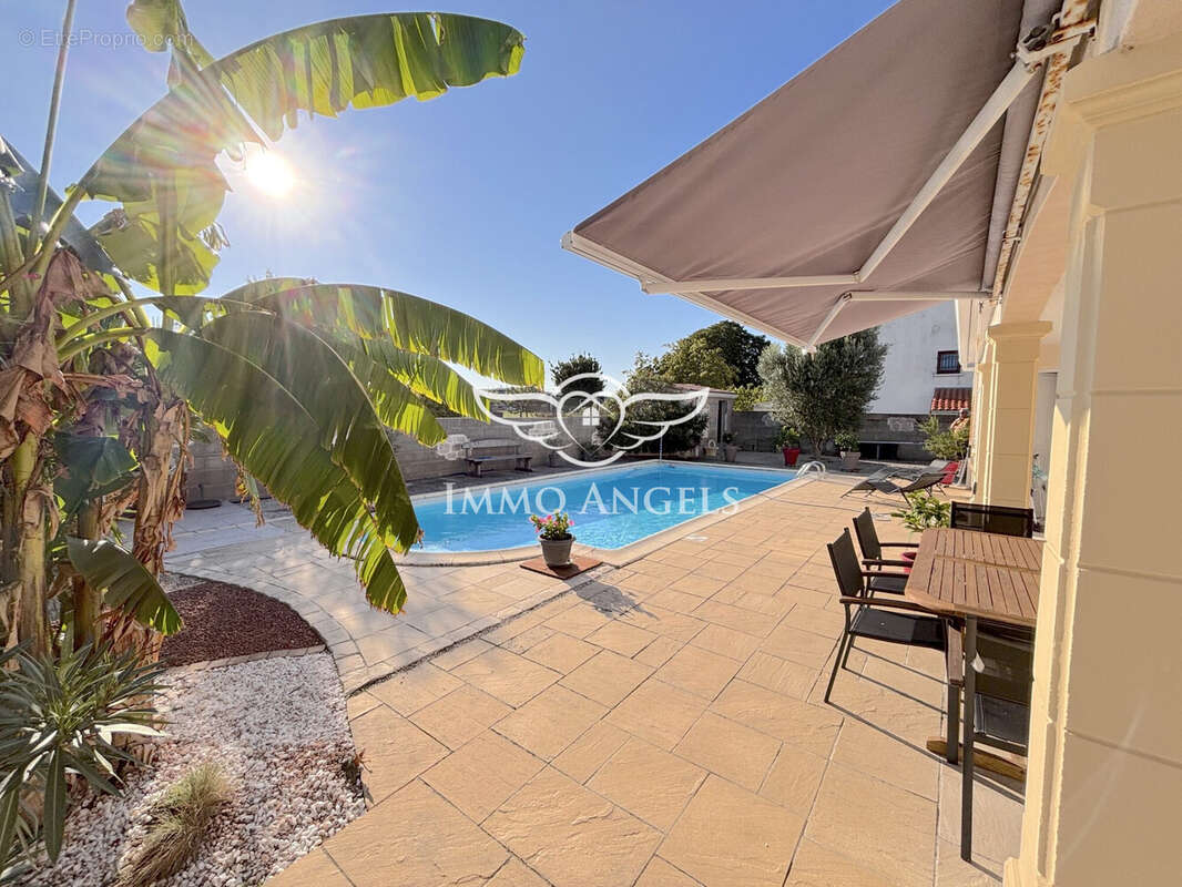 Maison à SAINT-SULPICE-DE-ROYAN