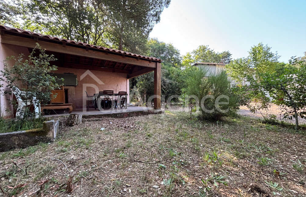 Terrain à VAUX-SUR-MER