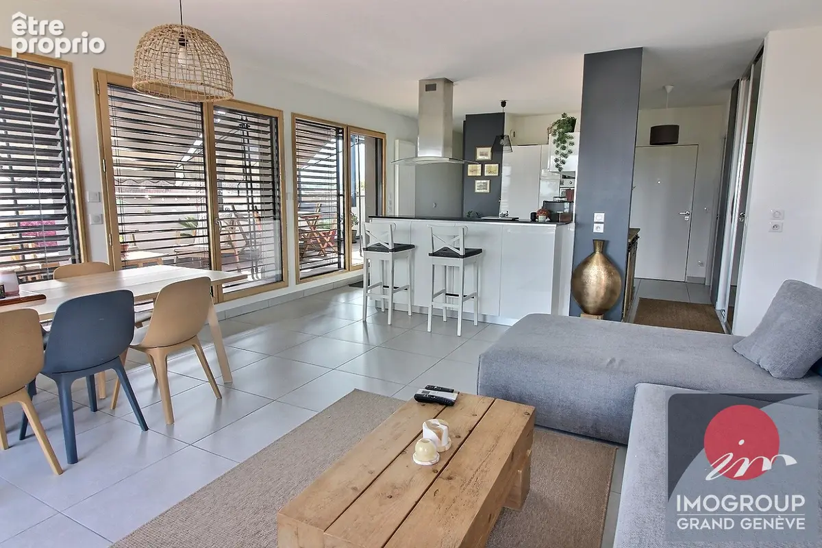 Appartement Segny 4 pièce(s) 116 m2 utiles. - photo 3