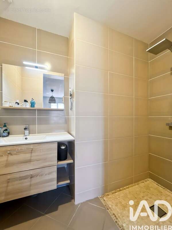 Photo 8 - Maison à EVRY-GREGY-SUR-YERRE