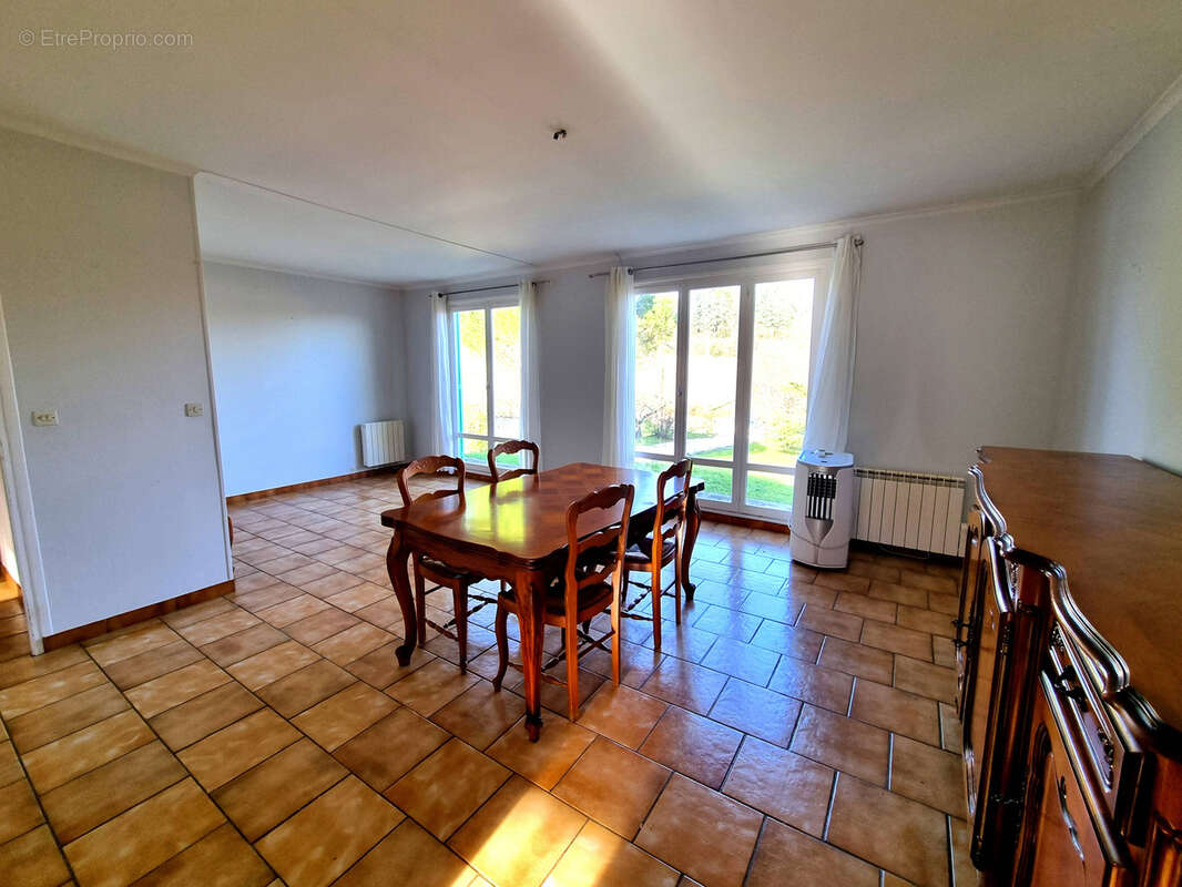 Maison à CASTANET-TOLOSAN