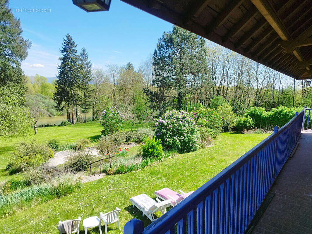 Maison 180 m² à Villieu-Loyes-Mollon  - photo 5