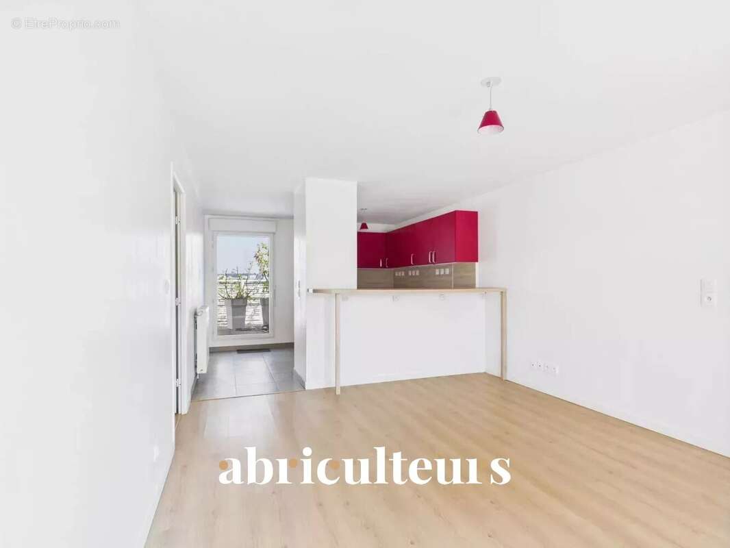 Appartement à COLOMBES