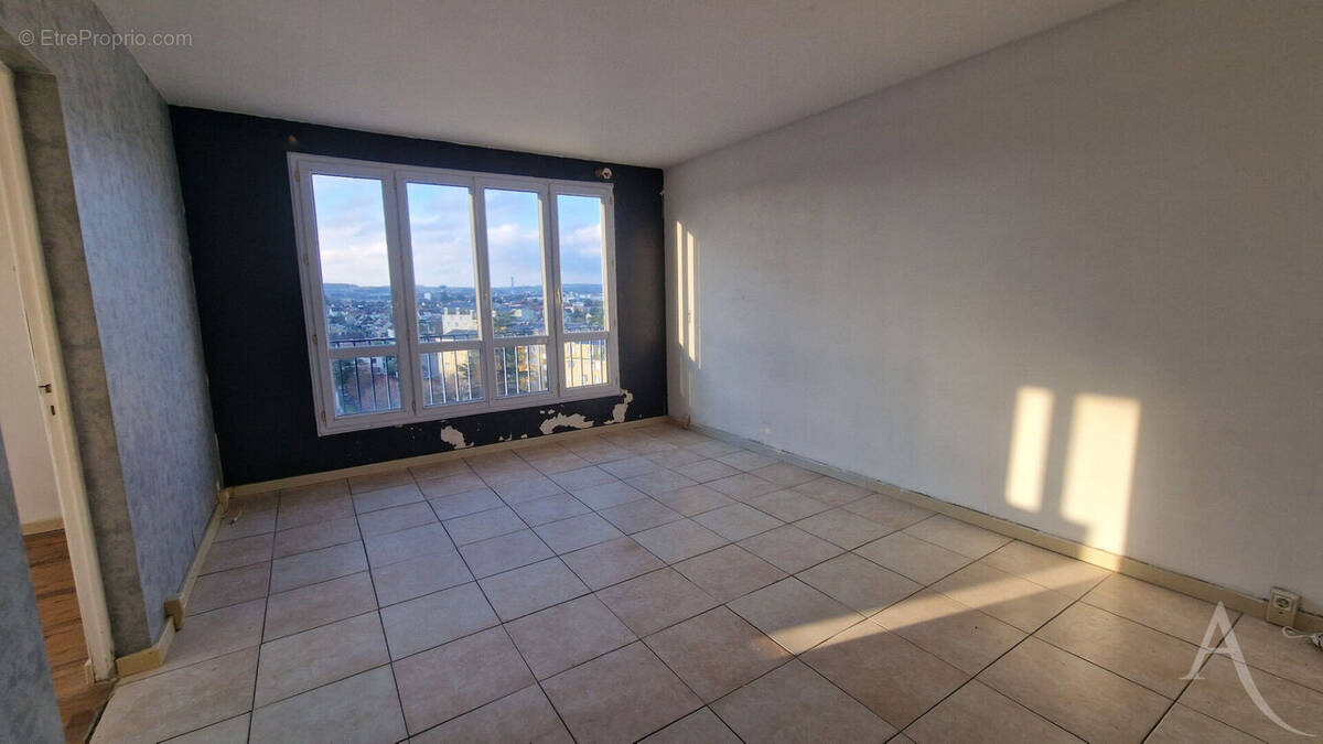 Appartement à MANTES-LA-JOLIE