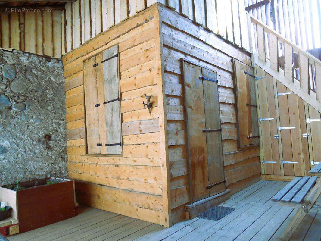Maison de tradition d'un village savoyard - Chamoux Sur Gelon - photo 13