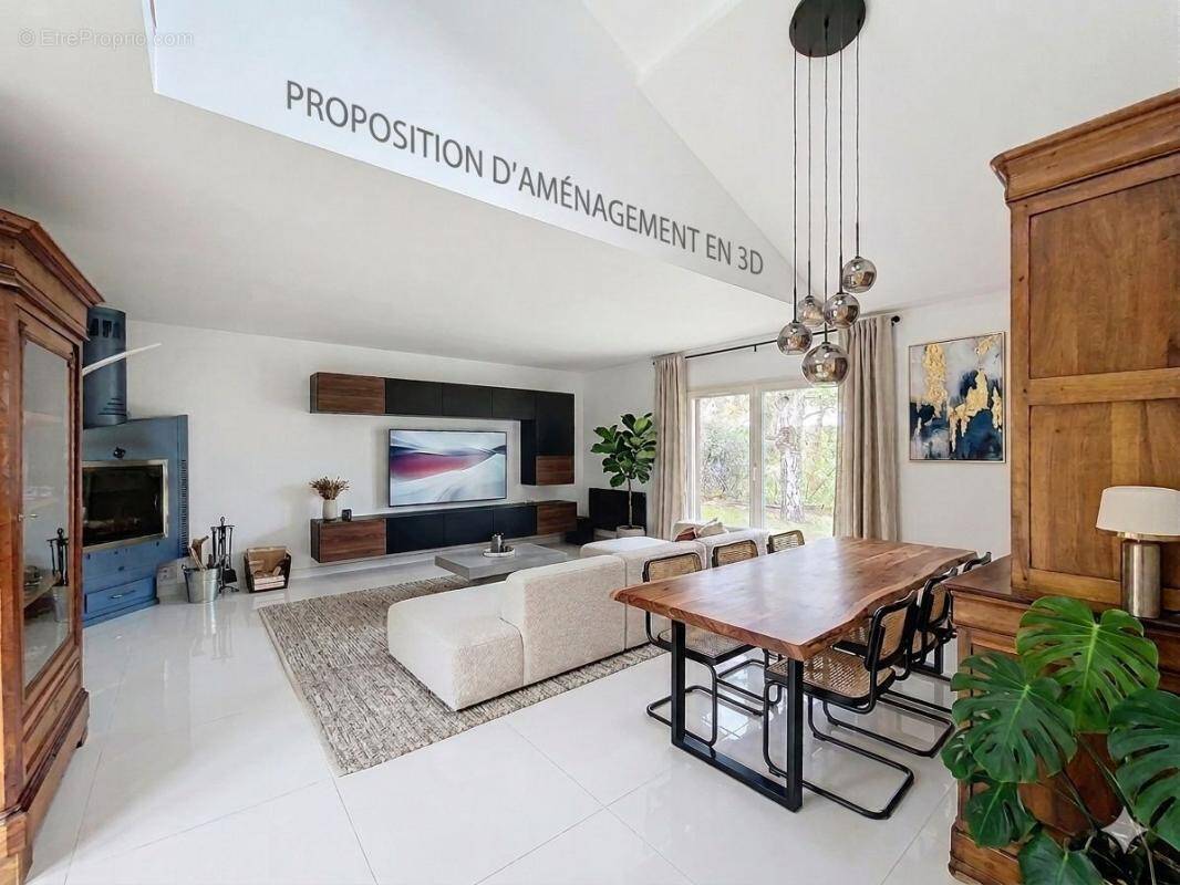 Maison à VOISINS-LE-BRETONNEUX