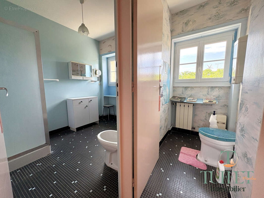 Maison 200 m² à Saint-Just-Luzac  - photo 9