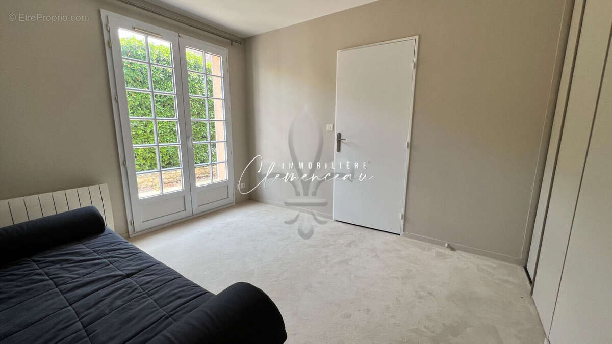 Maison à VERNEUIL-SUR-SEINE