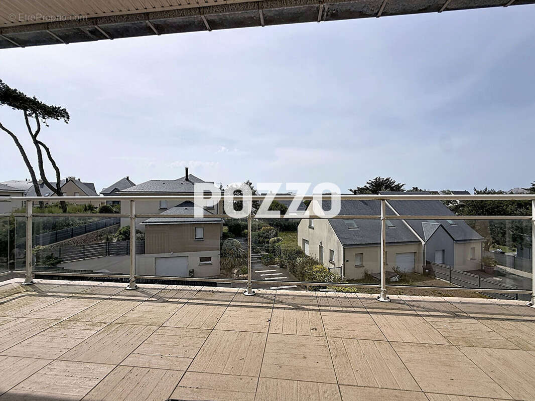 Appartement à JULLOUVILLE