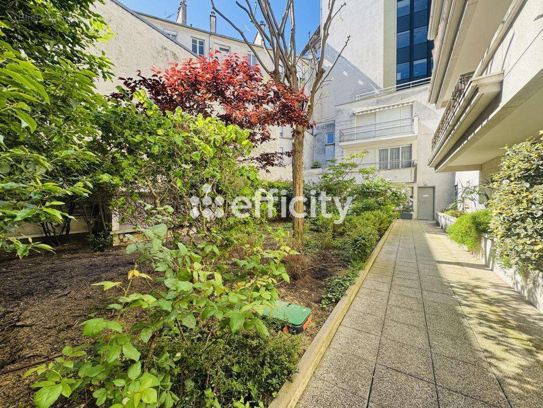Appartement à PARIS-12E