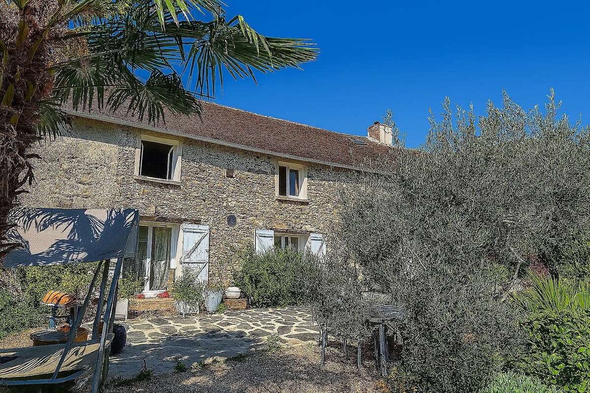 Maison à COULOMMIERS