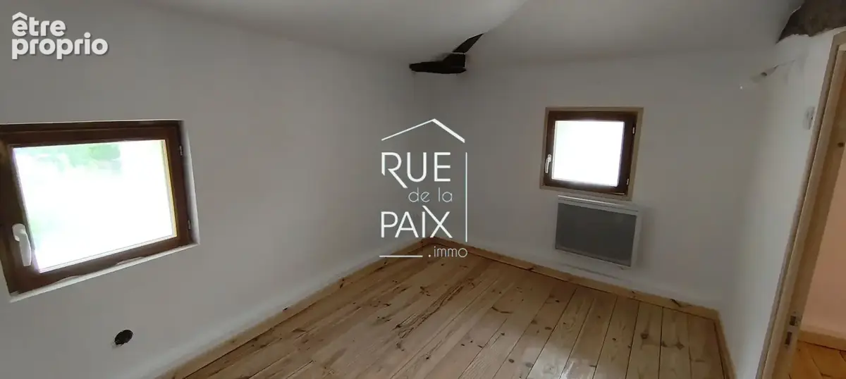 Maison de bourg rénovée - photo 9