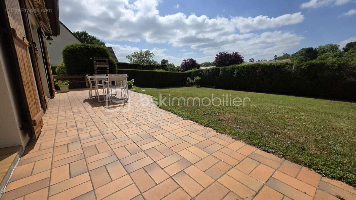 Maison à SAINT-GERMAIN-LES-CORBEIL