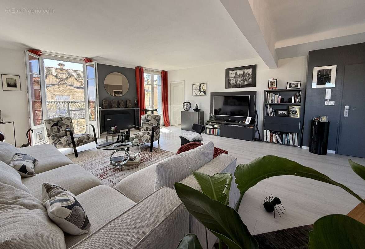 Appartement à BEZIERS