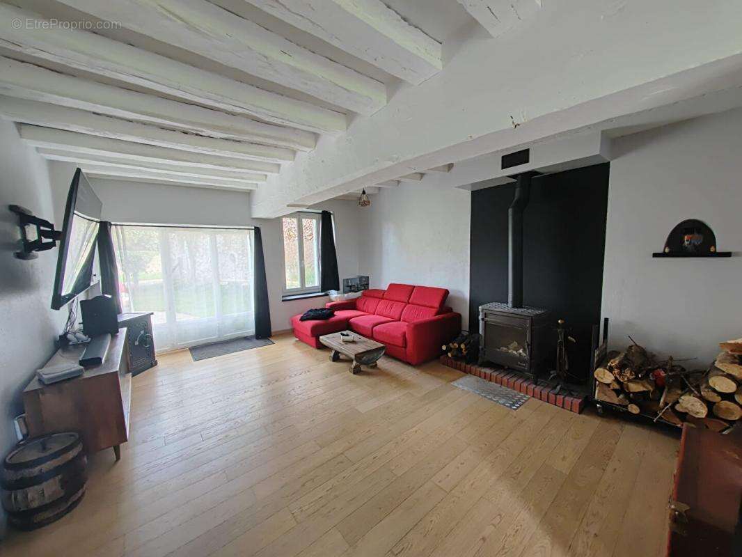 Maison de caractère -192 m² - Terrain 1 435 m² - photo 7