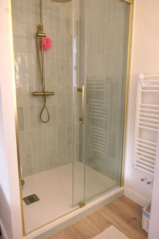 Propriété de 196 m2 - 4 Chambres - Piscine - Les Sorinieres - photo 12