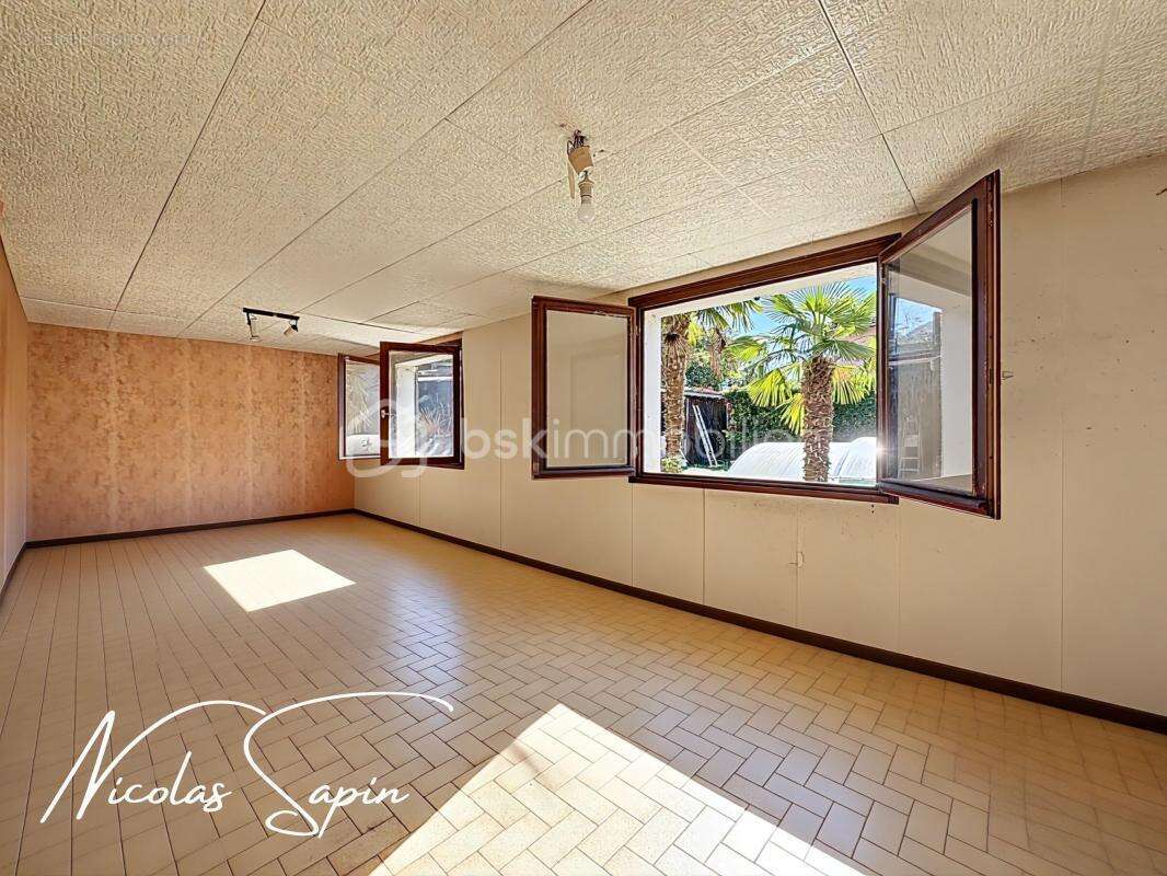 Maison à VARCES-ALLIERES-ET-RISSET