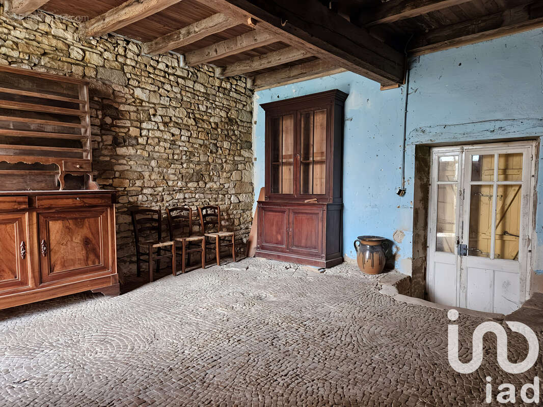 Maison 168 m² à Mouton  - photo 5