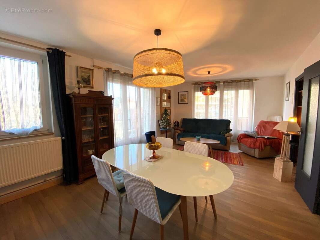 Appartement à ROMANS-SUR-ISERE