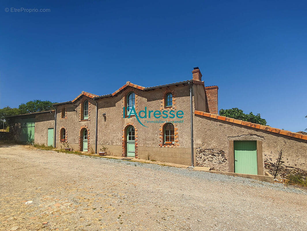 Maison à SAINT-LAURENT-DU-MOTTAY