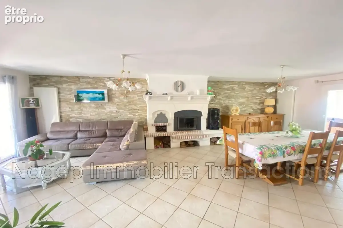 Maison 7 pièces 187 m² à vendre à Saint-Felix (03260) - photo 9
