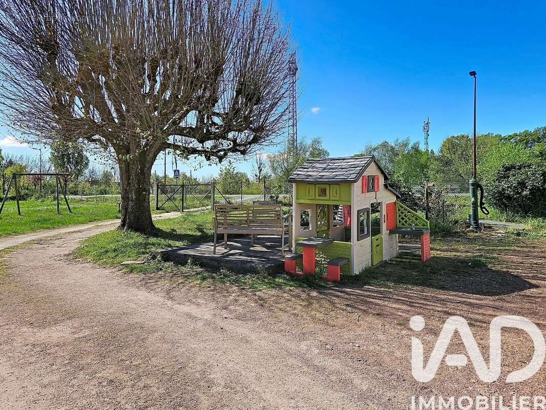 Photo 4 - Maison à AMBILLOU