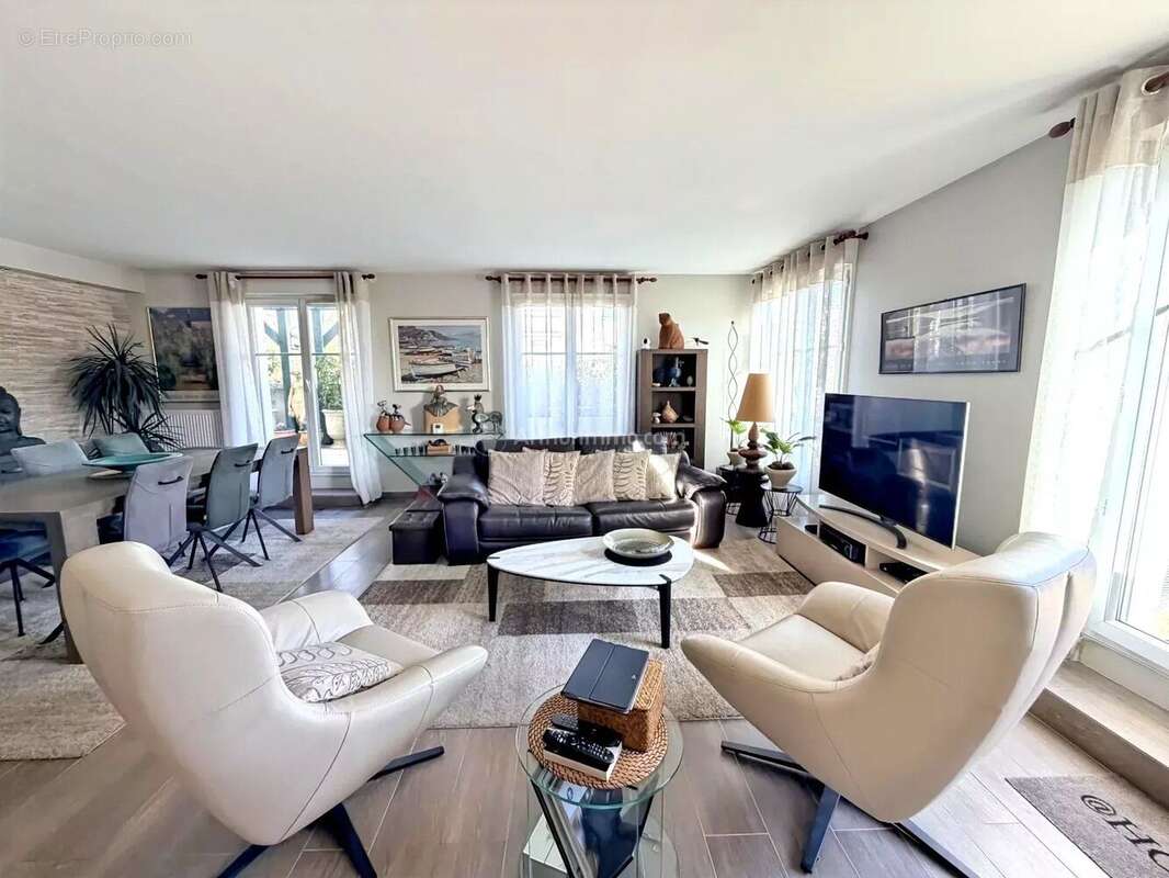 Appartement à SERRIS