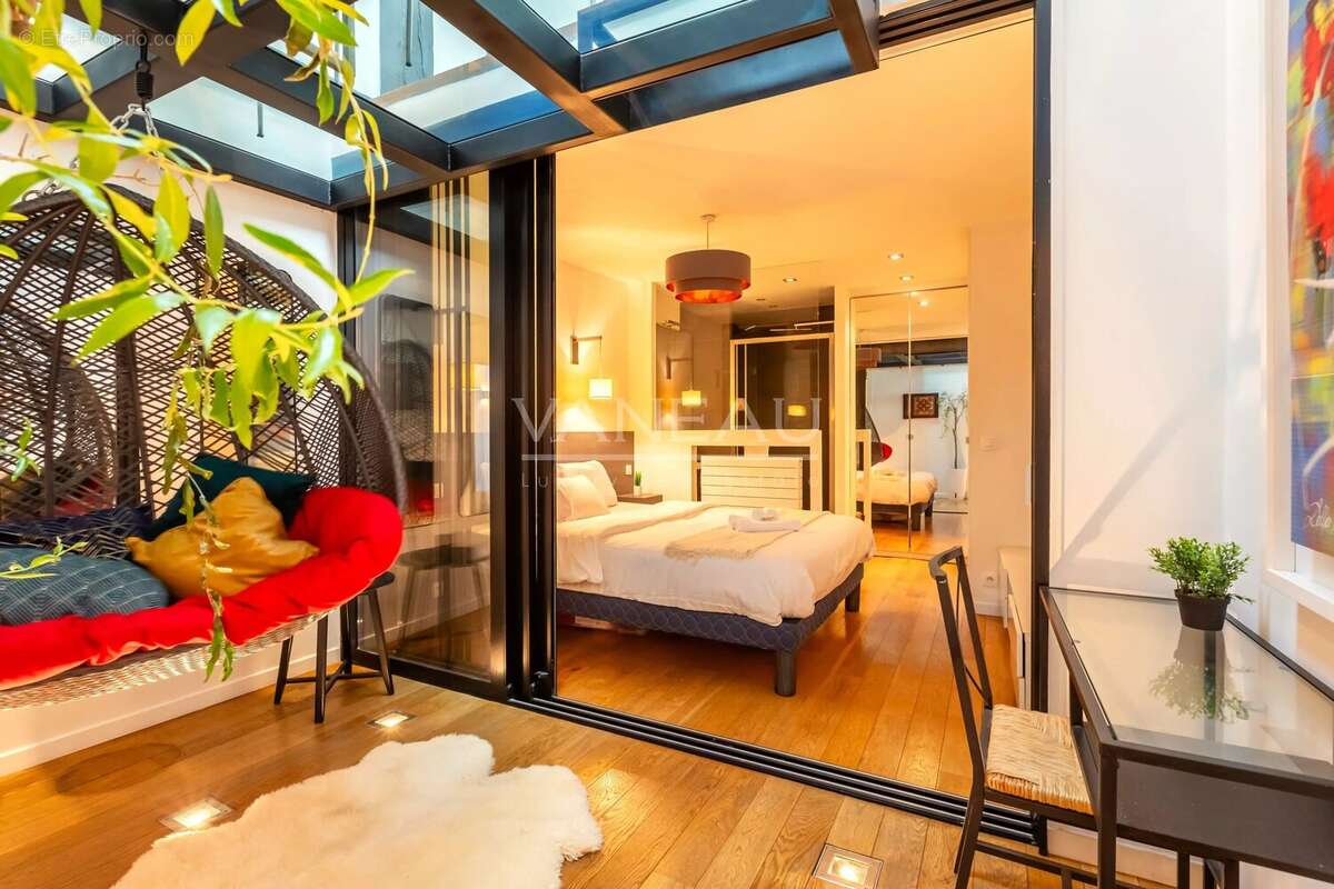 Appartement à PARIS-17E