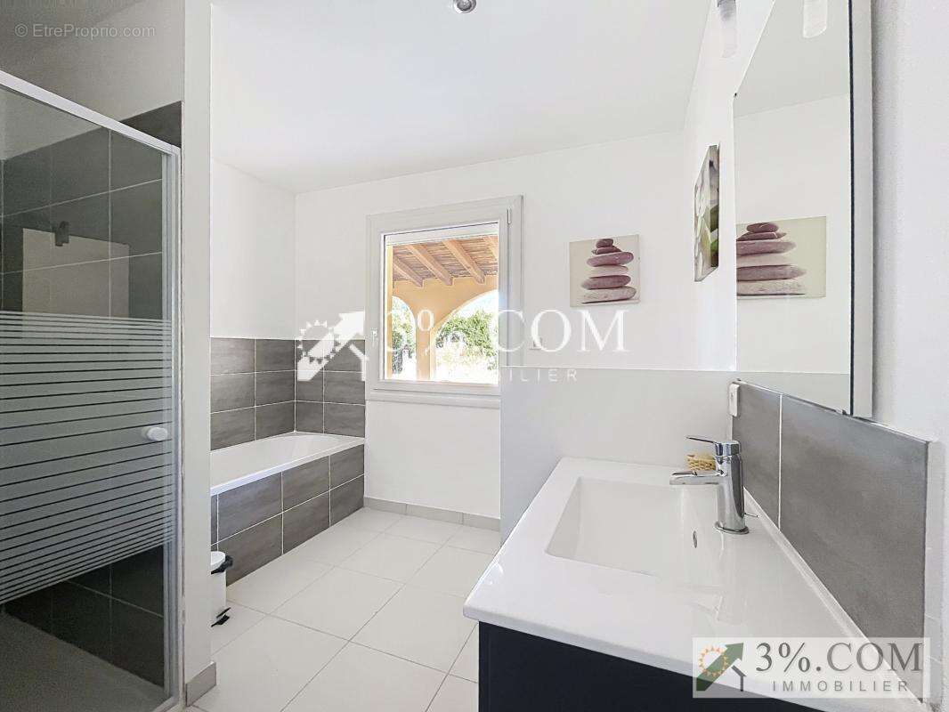Maison 153 m2  habitables avec 2 logements indépendants et u - photo 7
