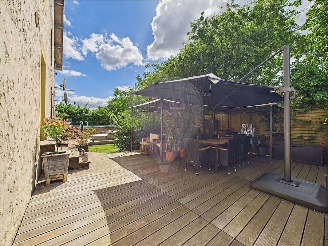 Maison à MAIRY-MAINVILLE