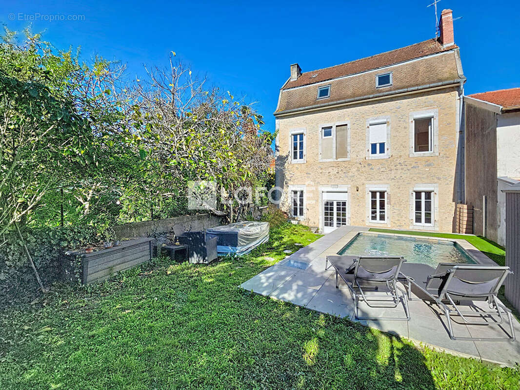 Appartement en duplex avec jardin et piscine Orthez 5 pièce(s) 138m² - photo 2