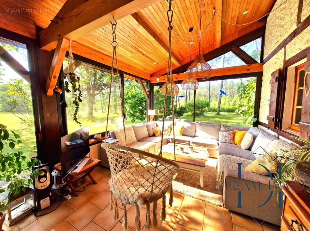 Maison à RION-DES-LANDES