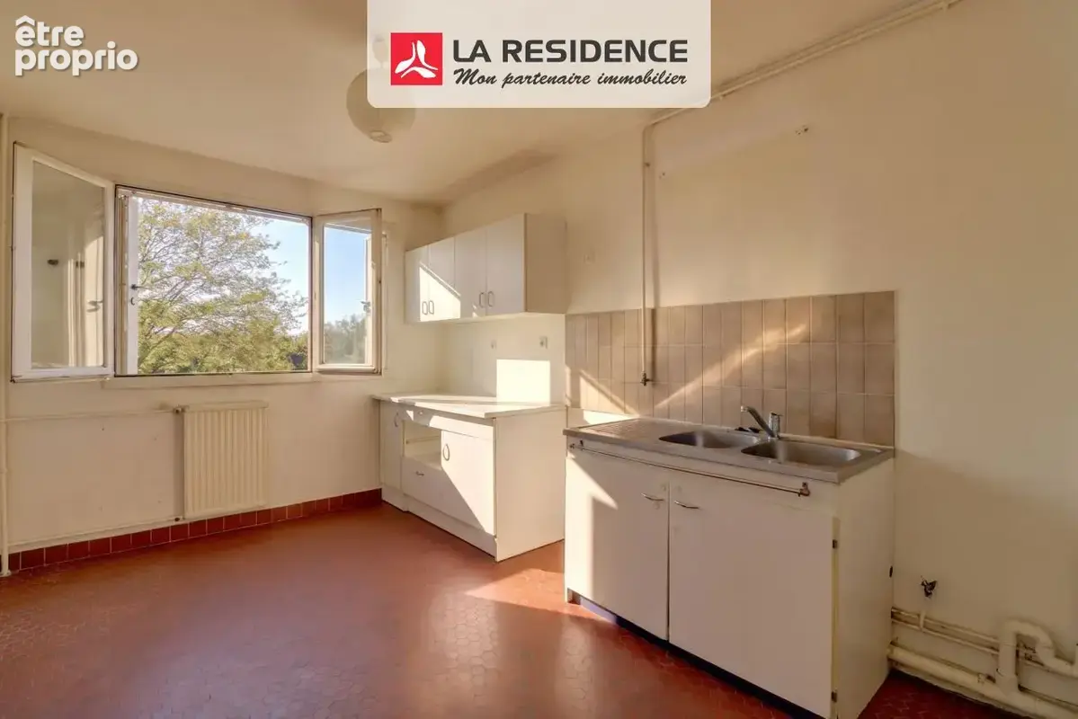 Appartement 82 m² à Verneuil-Sur-Seine  - photo 4