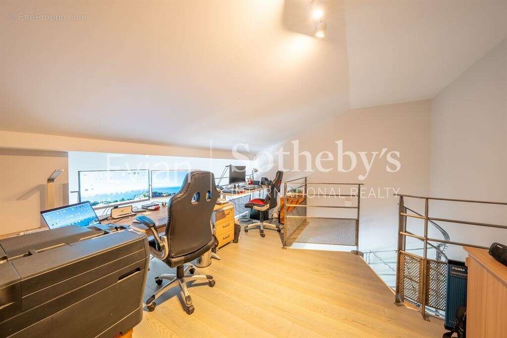 Appartement à EVIAN-LES-BAINS